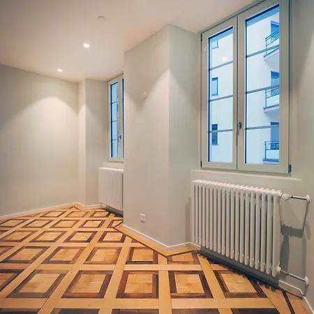 Appartement Festival 8 *